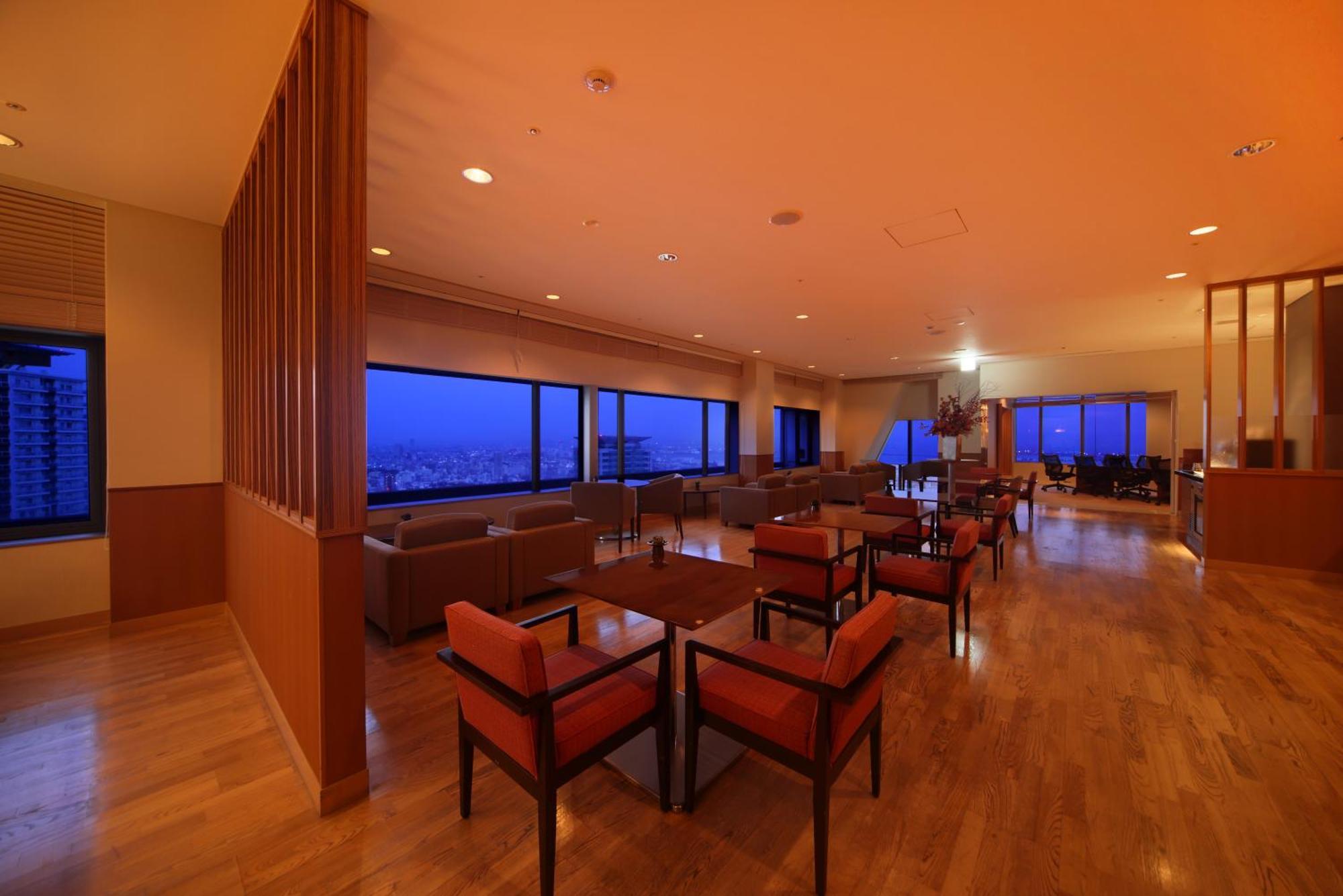 Ana Crowne Plaza By Ihg Hotel
