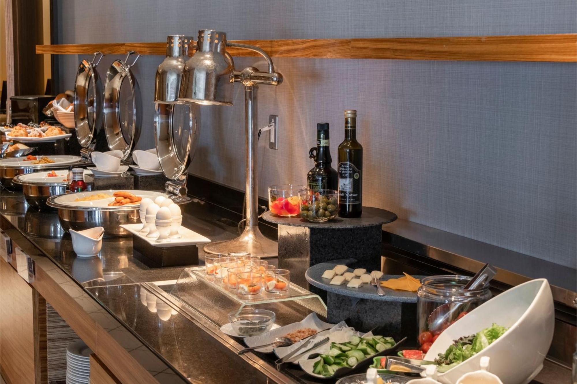 Ana Crowne Plaza By Ihg Hotel 5*