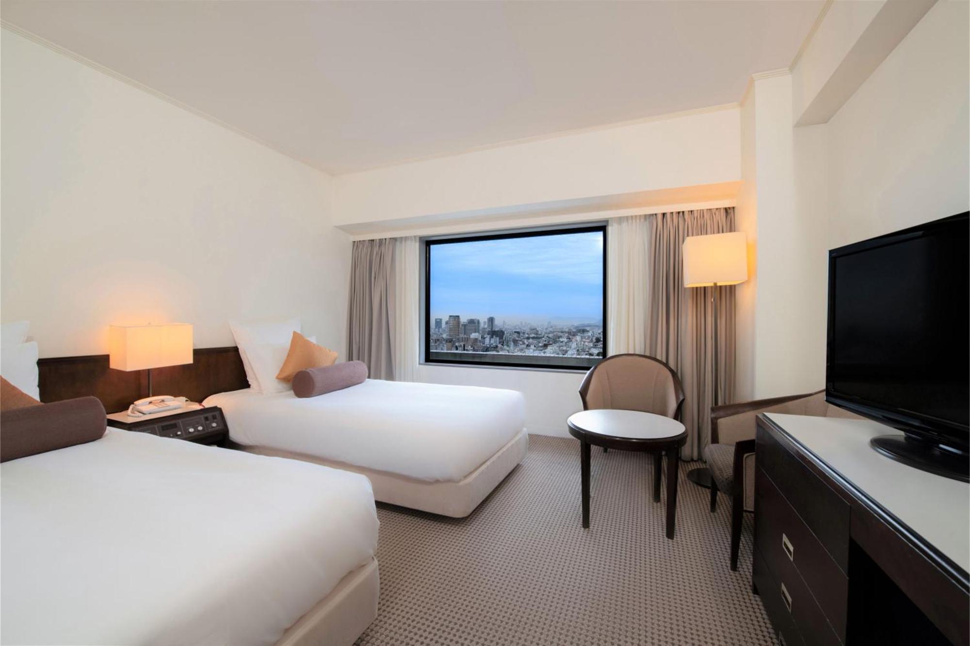 Hotel Ana Crowne Plaza By Ihg